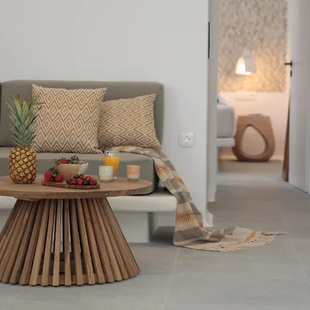Hora Seaside Apartment